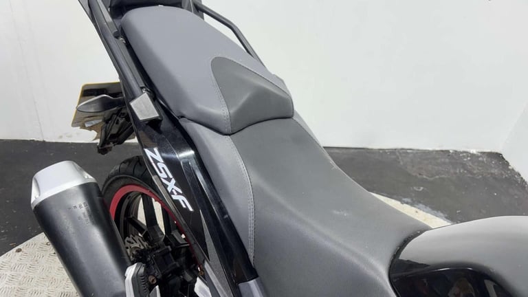 Lexmoto ZSX 125 Naked Petrol Manual Euro 4 (10 ps)
