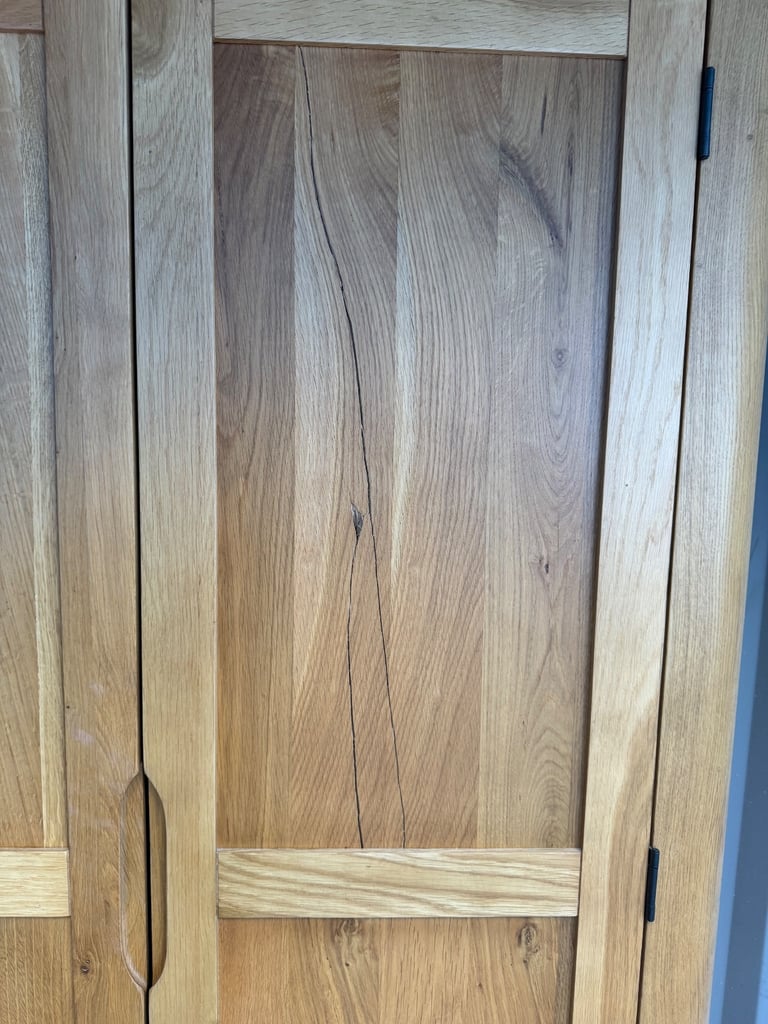Romsey Solid oak wardrobe from oak furniture land RRP £794 Crack in front panel possible delivery