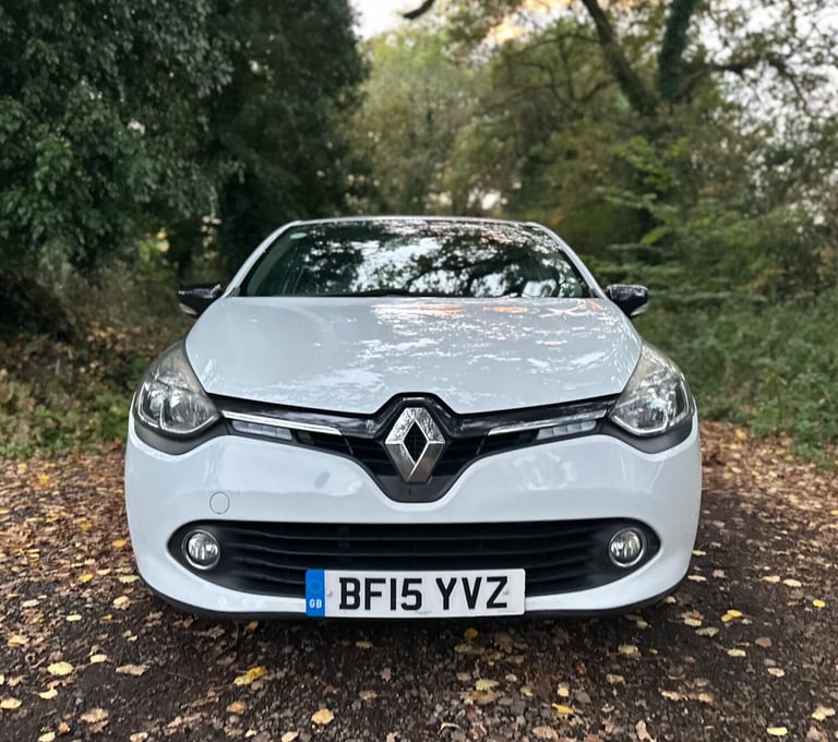 2015 Renault Clio 1.2 16V Dynamique MediaNav 5dr HATCHBACK PETROL Manual