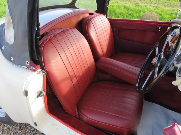 1959 MG MGA ROADSTER Convertible Petrol Manual