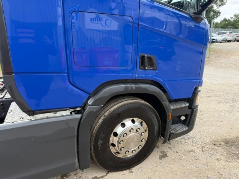 Scania R450 6x2 REAR LIFT TRACTOR UNIT WITH HYDRAULICS