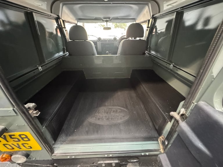 2008 Land Rover Defender Hard Top TDCi PANEL VAN Diesel Manual