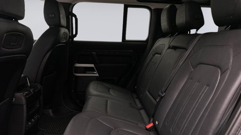2022 Land Rover Defender 110 3.0 D250 MHEV S SUV 5dr Diesel Auto 4WD Euro 6 (s/s) (250 ps) ESTATE...
