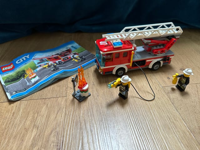 Lego - Lego City Fire Ladder Truck Set 60107 | in Dorchester, Dorset |  Gumtree