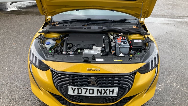 2020 Peugeot 208 1.2 PureTech 100 GT Line 5dr EAT8 Petrol Hatchback Hatchback Petrol Automatic