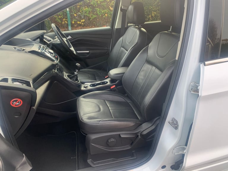 FORD KUGA  1.6t  ECOBOOST  TITANIUM X  IN VGC  NEW SERVICE NEW MOT WARRANTY GIVEN