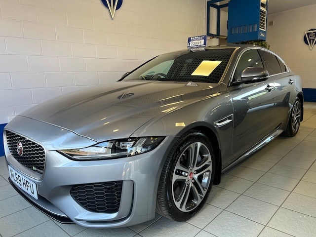 2019 Jaguar XE 2.0d R-Dynamic SE 4dr Auto SALOON Diesel Automatic