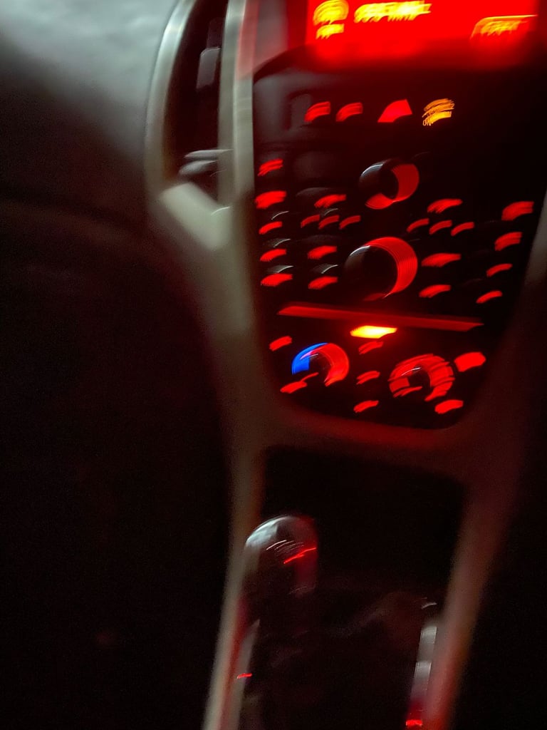 Vauxhall, ASTRA, Hatchback, 2010, Manual, 1398 (cc), 5 doors