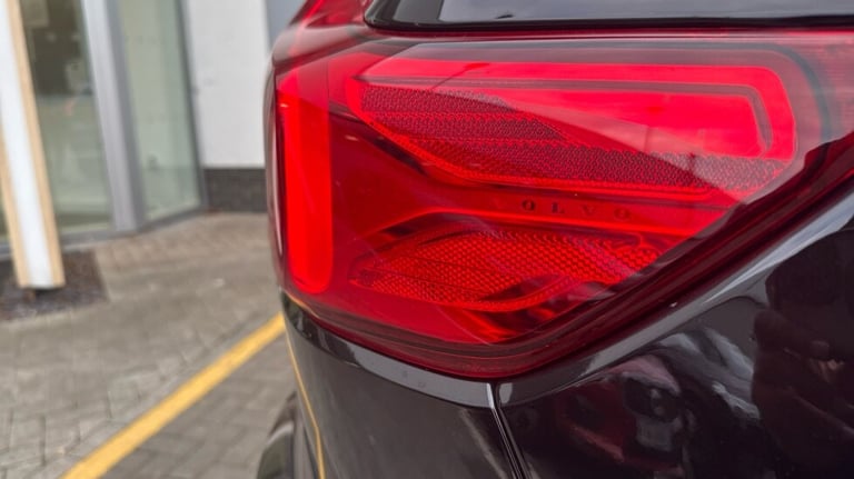 2025 Volvo XC40 Ultra, B3 Mild hybrid, Petrol, Bright Estate Petrol Automatic