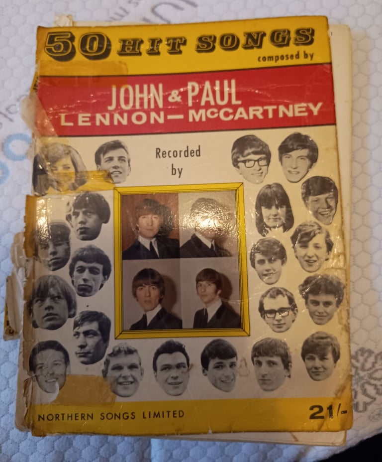 image for 3 x Beatles Songbooks (150 Songs with Lyrics and Tabs)