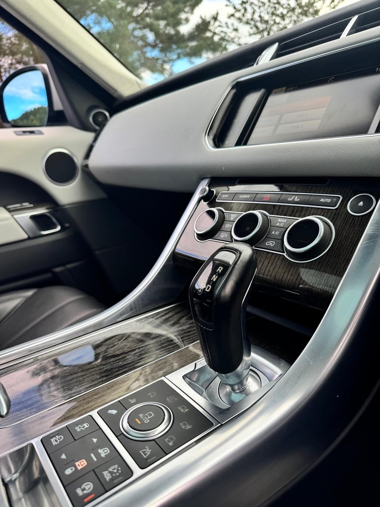 LAND ROVER RANGE ROVER SPORT 3.0 SD V6 HSE Dynamic 2016