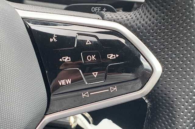 2022 Volkswagen T-Roc 1.5 TSI R-Line 5dr DSG HATCHBACK PETROL Automatic