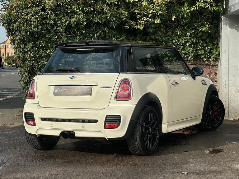 2011 MINI Hatch John Cooper Works Hatchback Petrol Manual