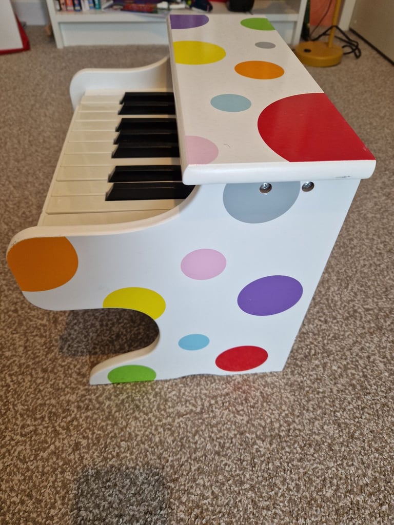 Piano musical instrument 