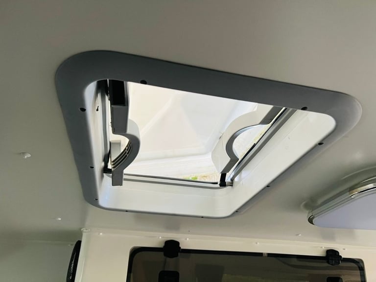 Peugeot Boxer 2.2 HDi 435 Panel Van 5dr Diesel Manual L3 H2 Euro 5 (130 ps)