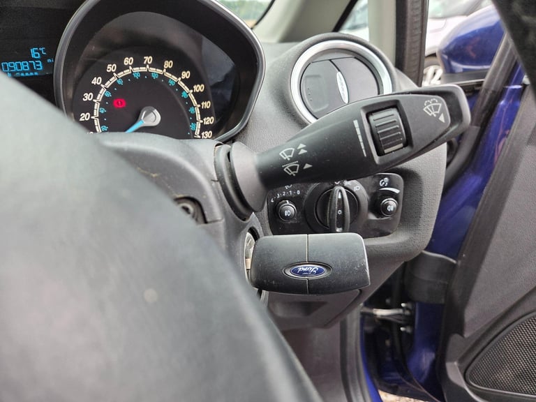2014 Ford Fiesta 1.0T EcoBoost Zetec Euro 5 (s/s) 5dr Petrol
