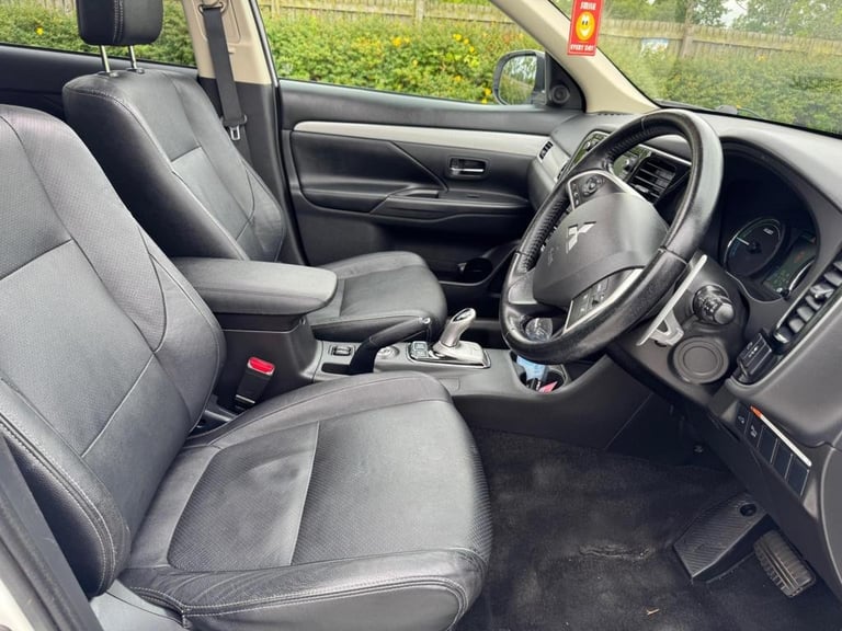 2015 Mitsubishi Outlander 2.0 PHEV GX4h 5dr Auto ESTATE Petrol Parallel Phev Automatic