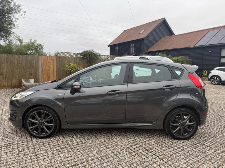 2016 Ford Fiesta 1.0T EcoBoost ST-Line Euro 6 (s/s) 5dr HATCHBACK Petrol Manual