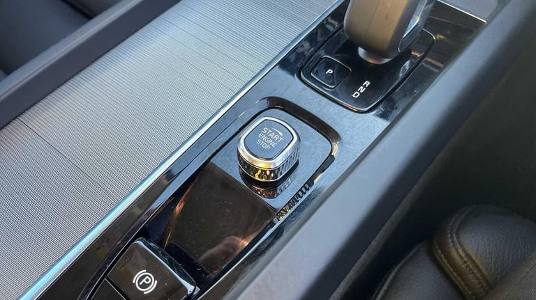  Volvo S60 Plus B5 AWD Mild hybrid Petrol/Electric Hybrid Automatic