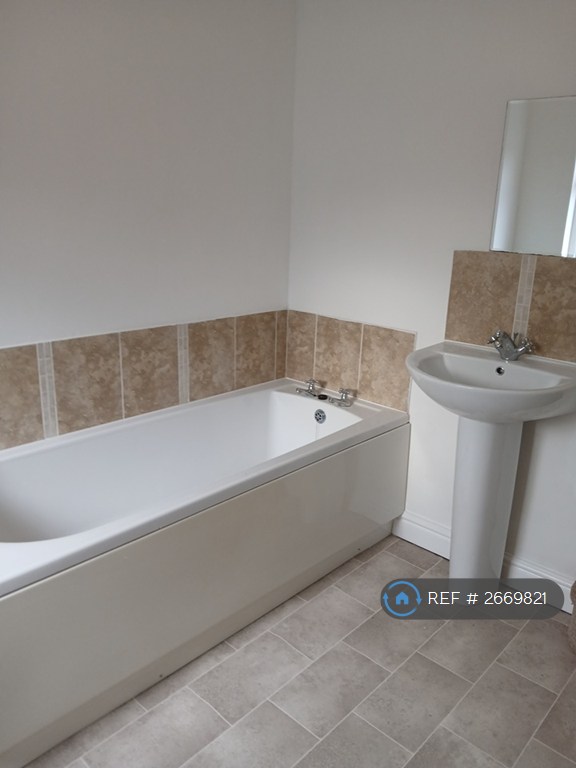 2 bedroom house in Southfield Street, Worcester, WR1 (2 bed) (#2669821)