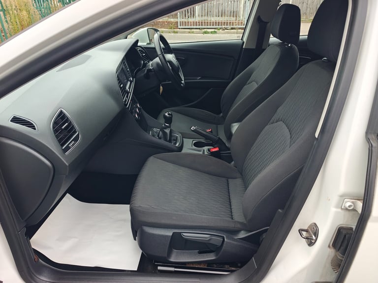 2013 SEAT Leon 1.2 TSI SE 5dr [Technology Pack] HATCHBACK Petrol Manual