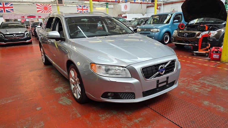  Volvo V70 3.0 T6 R-Design Geartronic AWD Petrol Automatic