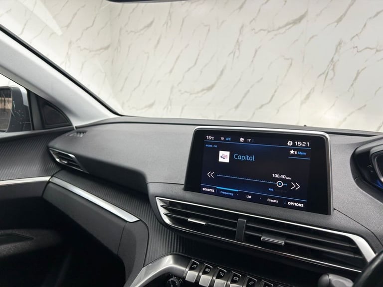 2018 Peugeot 3008 1.2 PureTech Active SUV 5dr Petrol Manual Euro 6 (s/s) (130 ps) F/S/H!! 2 F HAT...