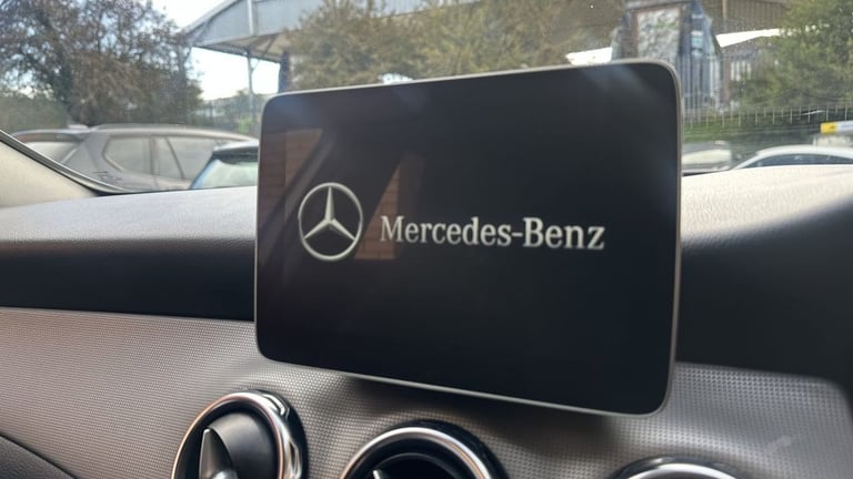 2018 Mercedes-Benz GLA 1.6 GLA180 Urban Edition SUV 5dr Petrol Manual Euro 6 (s/s) (122 ps) ESTAT...