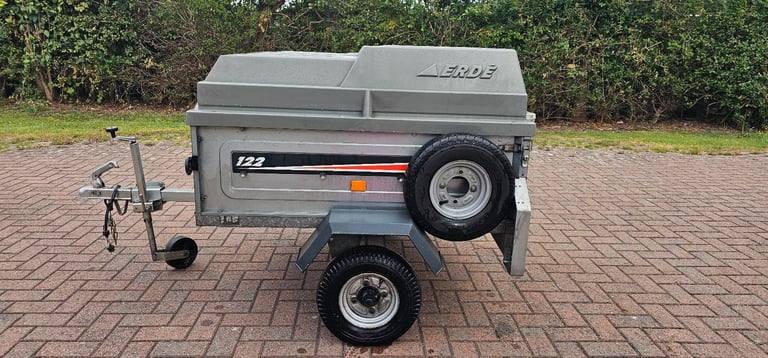 Erde 122 Single Axle Trailer with hard top -  Excellent Condition