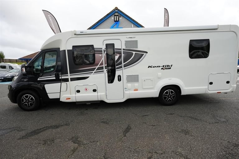 Swift Kon-Tiki Sport 599 FIAT 4 BERTH 2 TRAVEL SEAT MOTORHOME