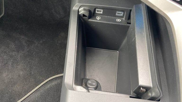 2025 Peugeot 3008 1.2 HYBRID GT SUV 5dr Petrol Hybrid e-DSC6 Euro 6 (s/s) (136 ps) SUV Hybrid Aut...