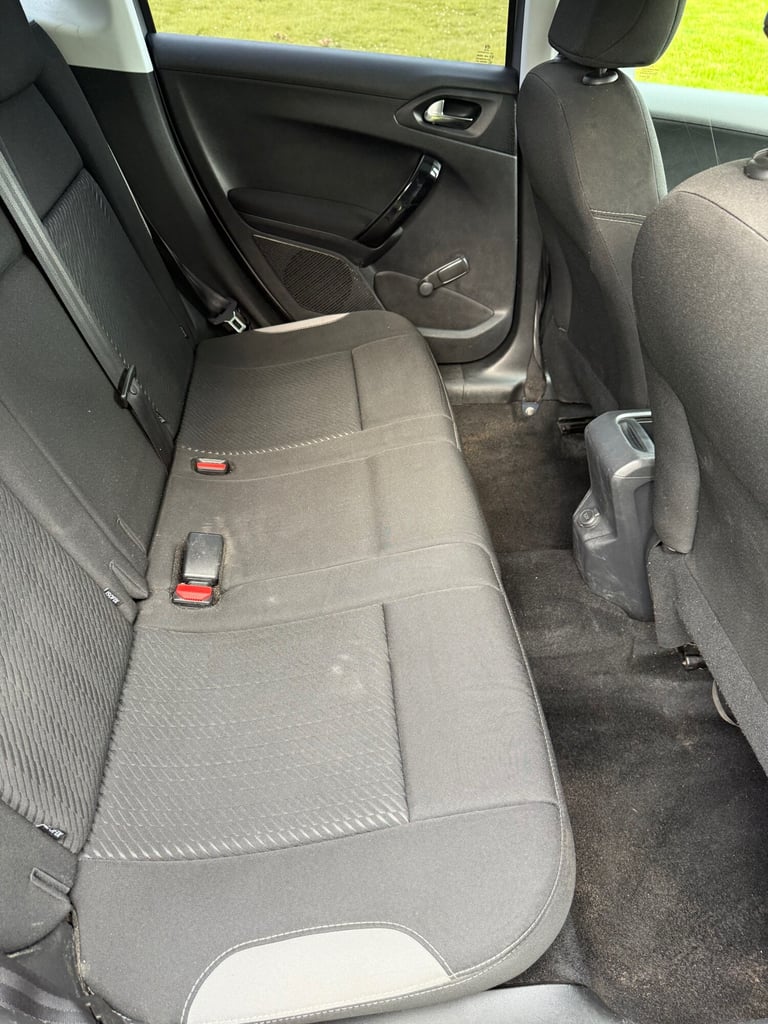 2016 Peugeot 2008 1.2 PureTech Access A/C 5dr HATCHBACK Petrol Manual