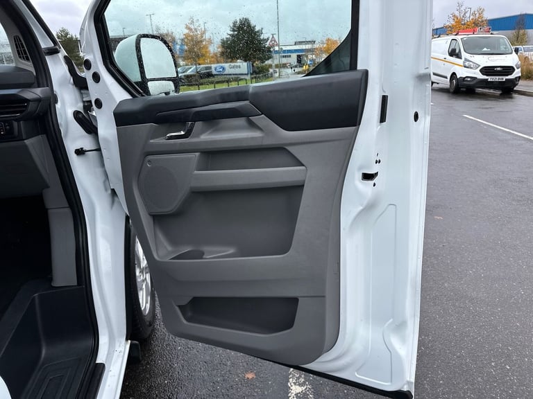 2024 Ford Transit Custom 300 SWB 2.0 Tdci Limited 136PS Van Diesel Manual