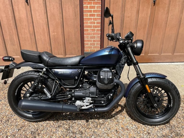 image for 2020 MOTO GUZZI V9 BOBBER