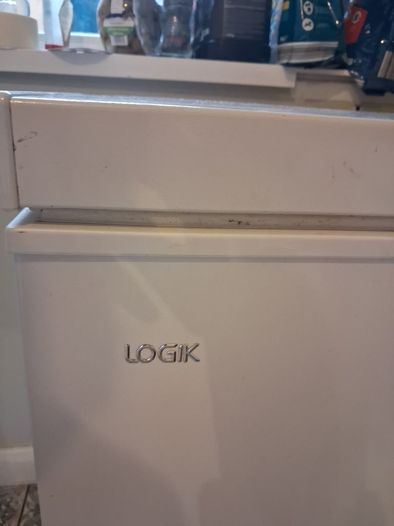 Logik chest freezer