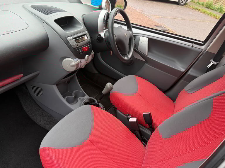 Peugeot, 107, Hatchback, 2007, Manual, 998 (cc), 5 doors