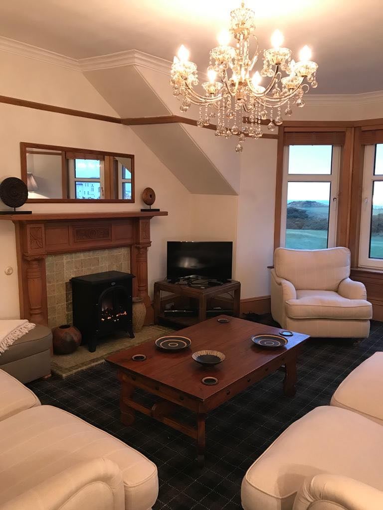 Prestwick 2 Bed Flat