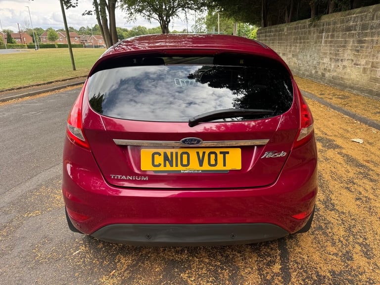 2010 Ford Fiesta 1.6 Titanium 5dr HATCHBACK Petrol Manual