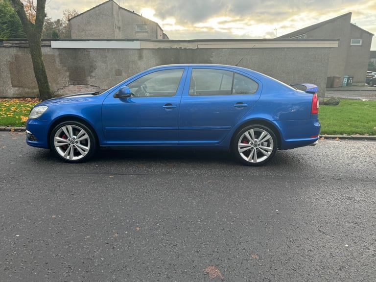 2010 Skoda Octavia 2.0 TDI CR vRS 5dr HATCHBACK Diesel Manual
