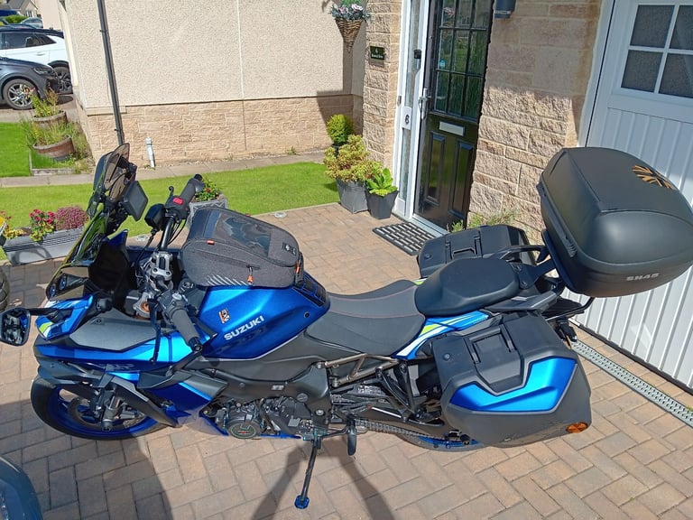 SUZUKI GSX-S 1000GT PLUS