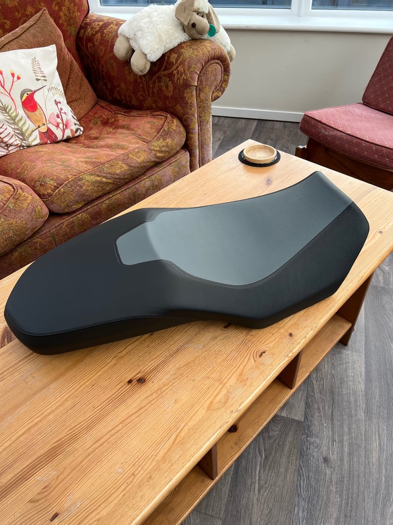 BMW F850GS comfort seat