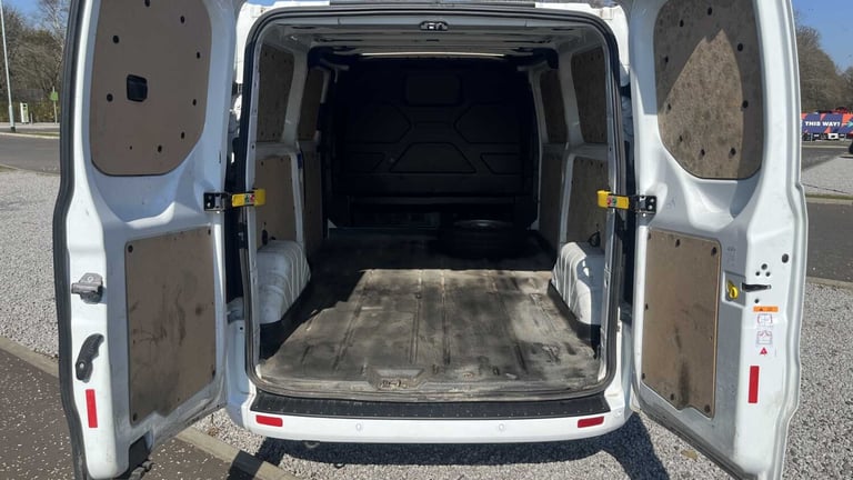 2023 Ford Transit Custom 2.0 EcoBlue 170ps Low Roof Limited Van Auto Van Diesel Automatic