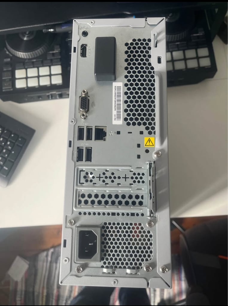 Lenovo Desktop PC