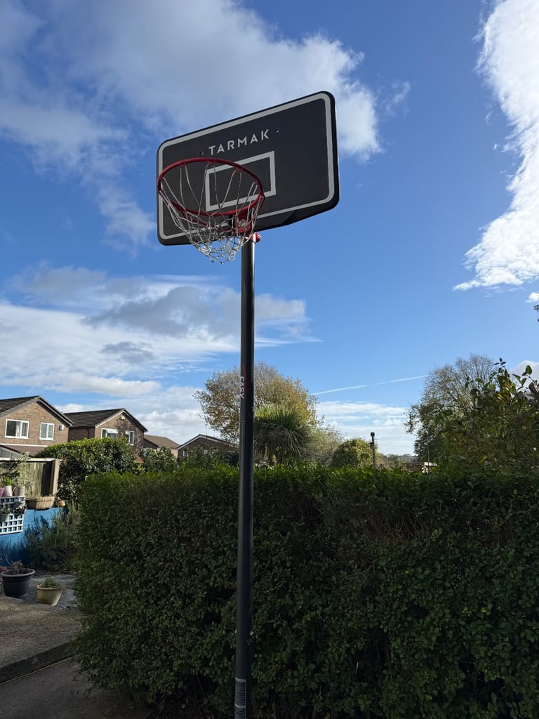 Tarmak Full Size Adjustable Basketball Hoop