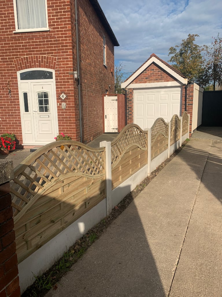 Made to measure timber gates 