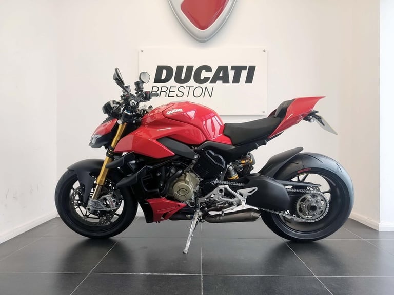 2022 Ducati Streetfighter V4S Red 2,160 Miles Akro Cans | £270 Dep & £270 pcm