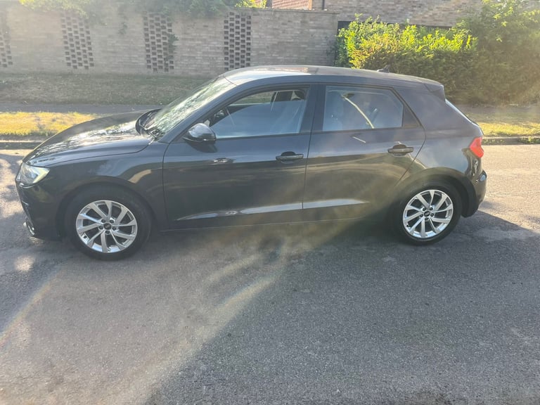 Audi, A1, Hatchback, 2021, Manual, 999 (cc), 5 doors