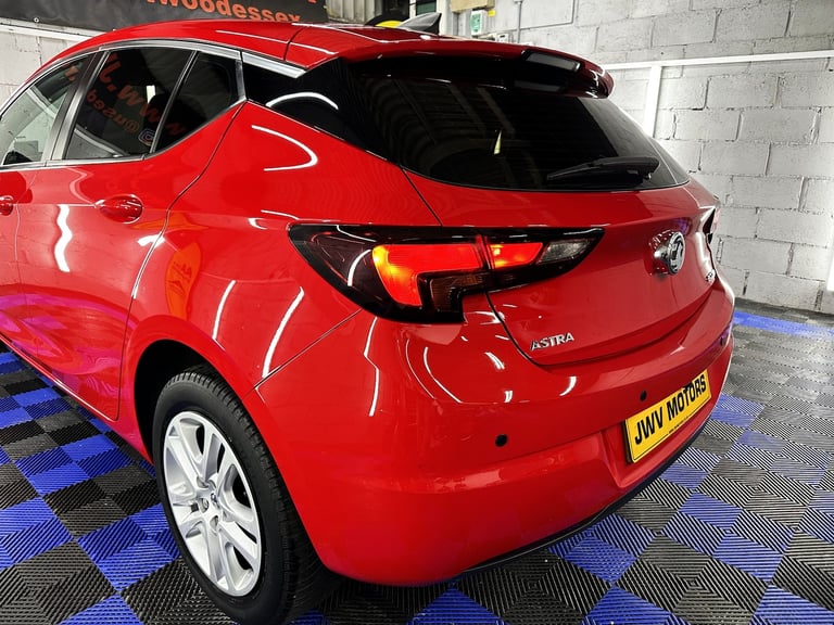 2016 Vauxhall Astra 1.0i Turbo ecoFLEX Tech Line Hatchback 5dr Petrol Manual