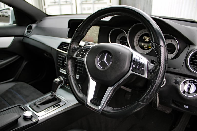 MERCEDES-BENZ C CLASS 2.1 C220 CDI AMG Sport Edition 2014
