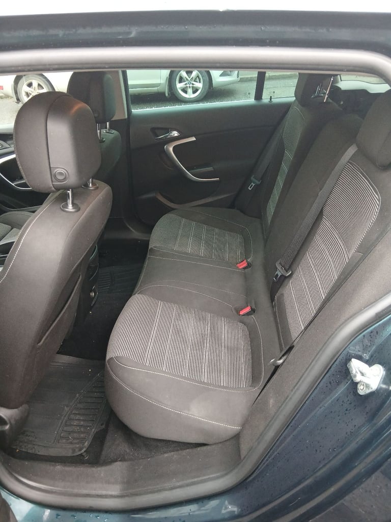 Vauxhall, INSIGNIA, Estate, 2016, Manual, 1598 (cc), 5 doors